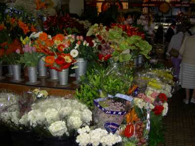 kukkia myytvn